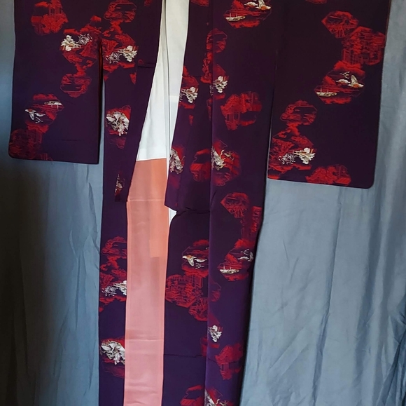 Vintage Japanese Silk Kimono | Robe | Cover Up - Picture 5 of 8